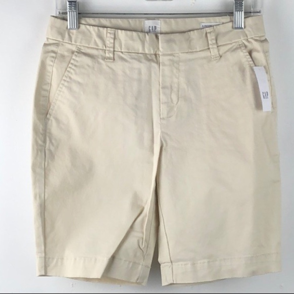 Gap Factory women’s Bermuda short size petite 0 new with tags
